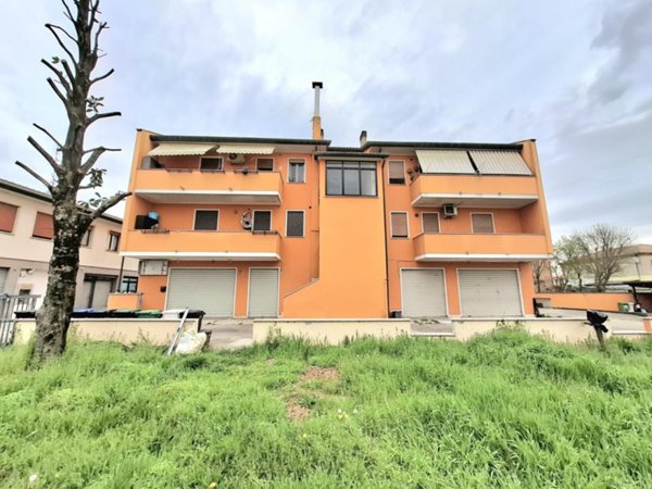 appartamento in vendita a Rovigo in zona Grignano Polesine
