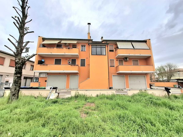 appartamento in vendita a Rovigo in zona Grignano Polesine