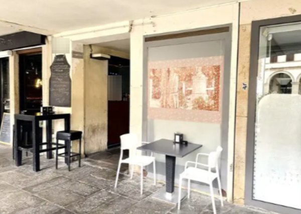 negozio in vendita a Rovigo in zona Centro Storico