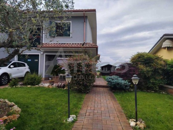 casa indipendente in vendita a Rovigo