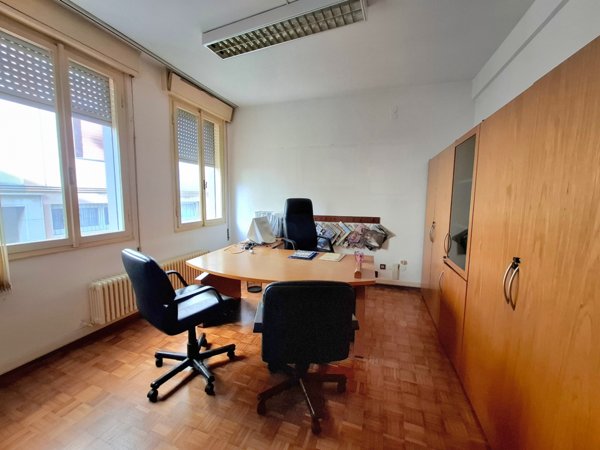 ufficio in vendita a Rovigo in zona Centro Storico
