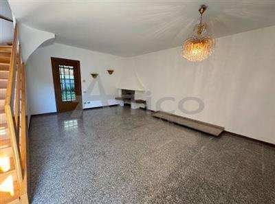 casa indipendente in vendita a Rovigo in zona Centro Storico