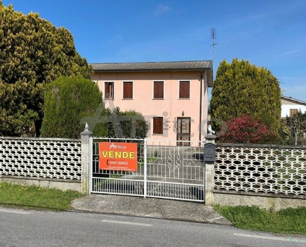 casa indipendente in vendita a Rovigo in zona Sarzano/Cantonazzo