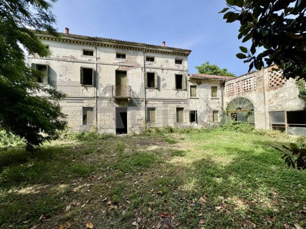 casa indipendente in vendita a Rovigo in zona Grignano Polesine