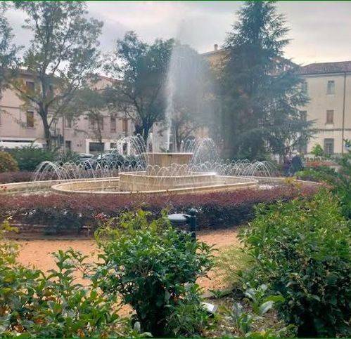 ufficio in vendita a Rovigo in zona Centro Storico