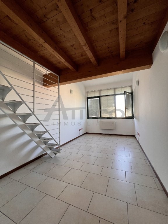 ufficio in vendita a Rovigo