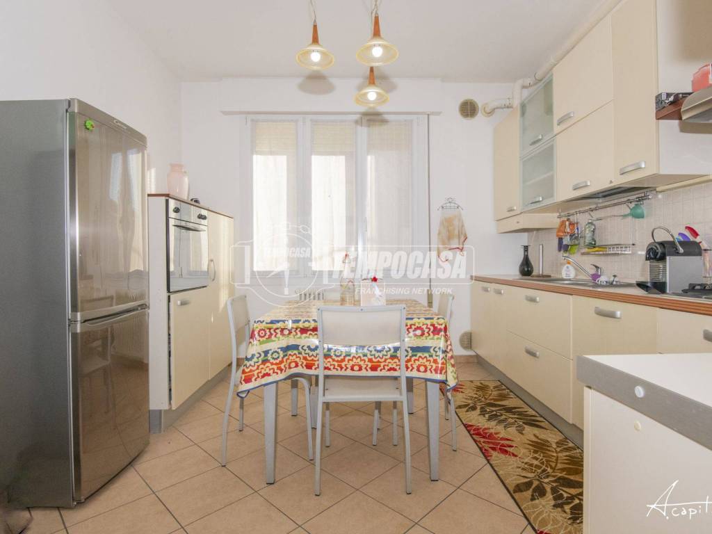 appartamento in vendita a Rovigo in zona Commenda