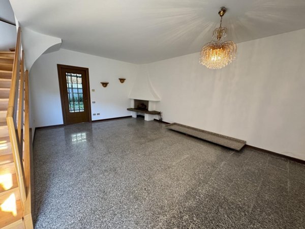 casa indipendente in vendita a Rovigo in zona Centro Storico