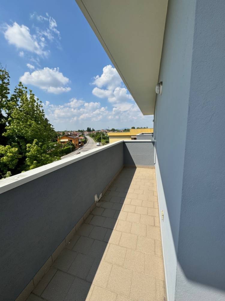 appartamento in vendita a Rovigo in zona Granzette