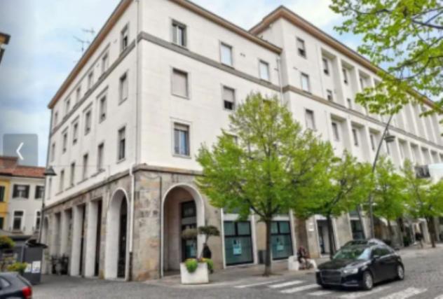 ufficio in vendita a Rovigo in zona Centro Storico