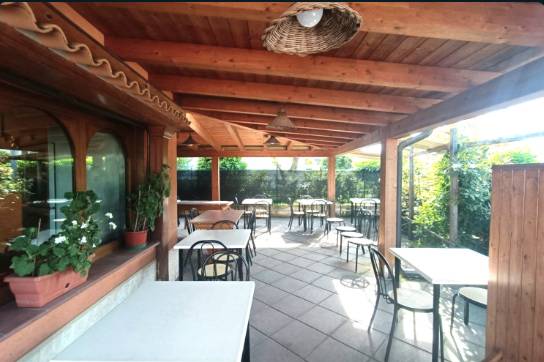 negozio in vendita a Rovigo in zona Concadirame