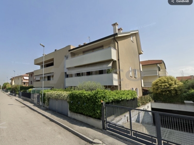 appartamento in vendita a Rovigo in zona Tassina