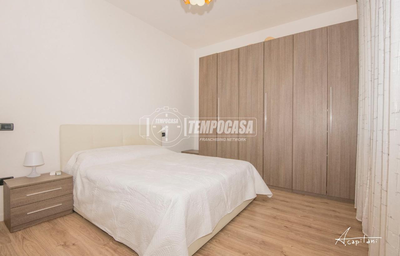 casa indipendente in vendita a Rovigo in zona Commenda