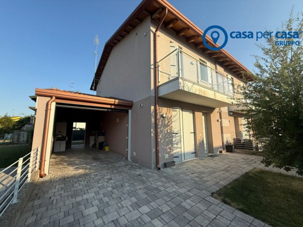 casa indipendente in vendita a Rovigo in zona Grignano Polesine
