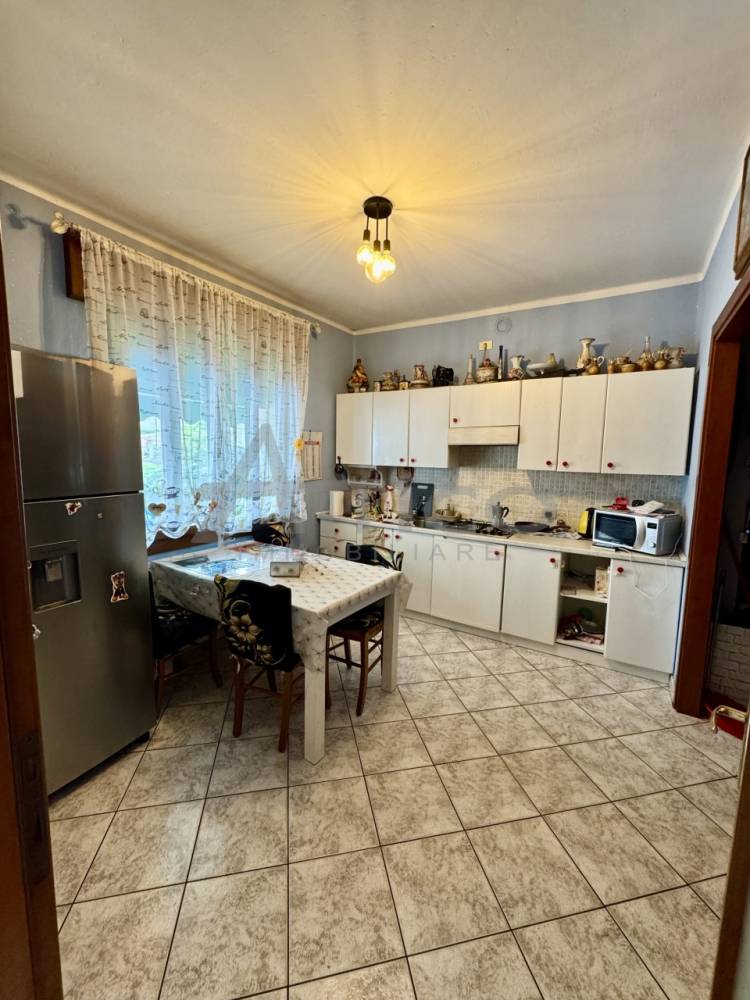 casa indipendente in vendita a Rovigo in zona Granzette