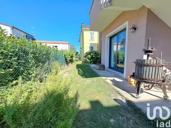 casa indipendente in vendita a Rovigo in zona Centro Storico