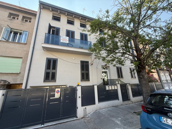 appartamento in vendita a Rovigo in zona Commenda