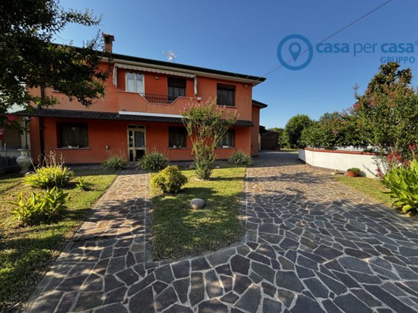 casa indipendente in vendita a Rovigo in zona Sarzano/Cantonazzo