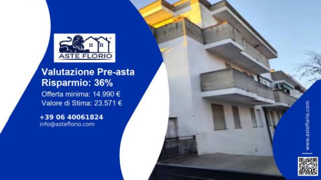locale commerciale in vendita a Rovigo