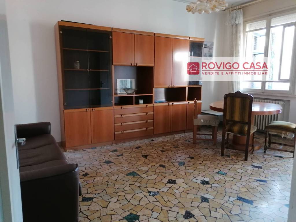 appartamento in vendita a Rovigo in zona Commenda