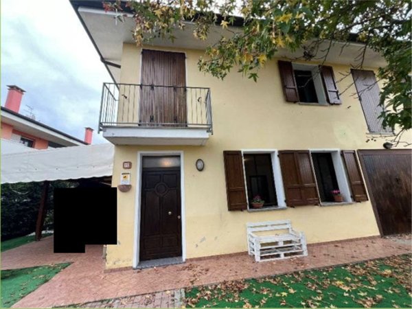appartamento in vendita a Rovigo in zona Boara Polesine