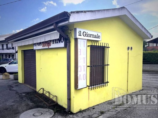 negozio in vendita a Rovigo in zona Sarzano/Cantonazzo