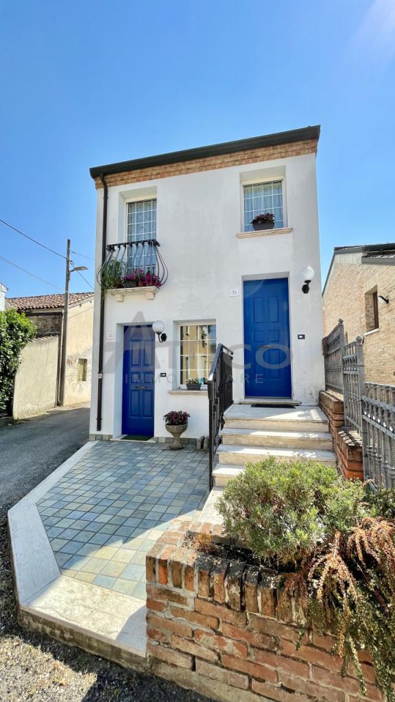 casa indipendente in vendita a Rovigo in zona Grignano Polesine