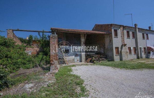 appartamento in vendita a Rovigo in zona Sarzano/Cantonazzo