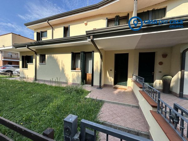 casa indipendente in vendita a Rovigo in zona Boara Polesine