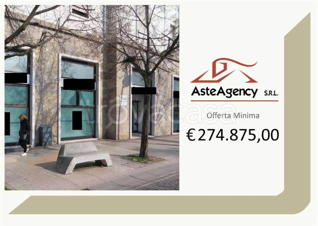 negozio in vendita a Rovigo in zona Centro Storico