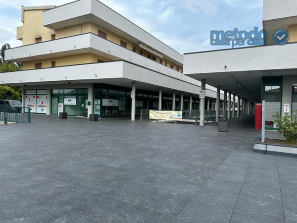 casa indipendente in vendita a Rovigo in zona Commenda
