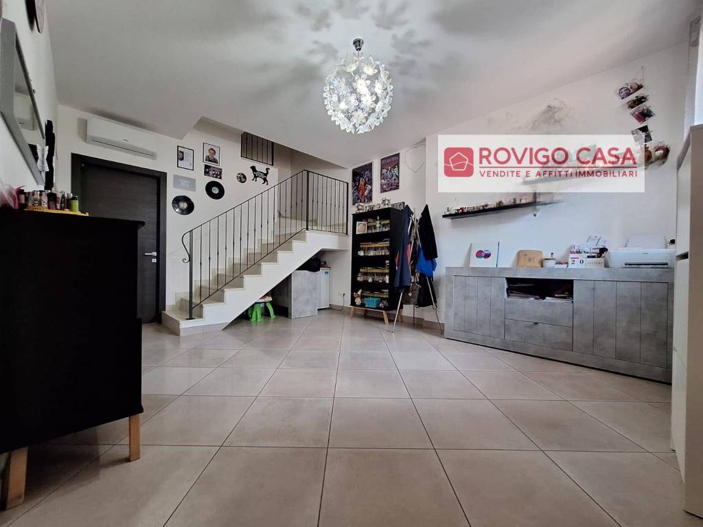 casa indipendente in vendita a Rovigo in zona Grignano Polesine
