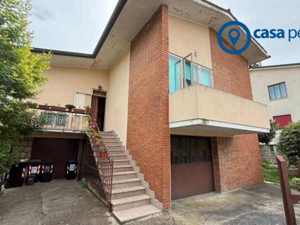 casa indipendente in vendita a Rovigo in zona Centro Storico