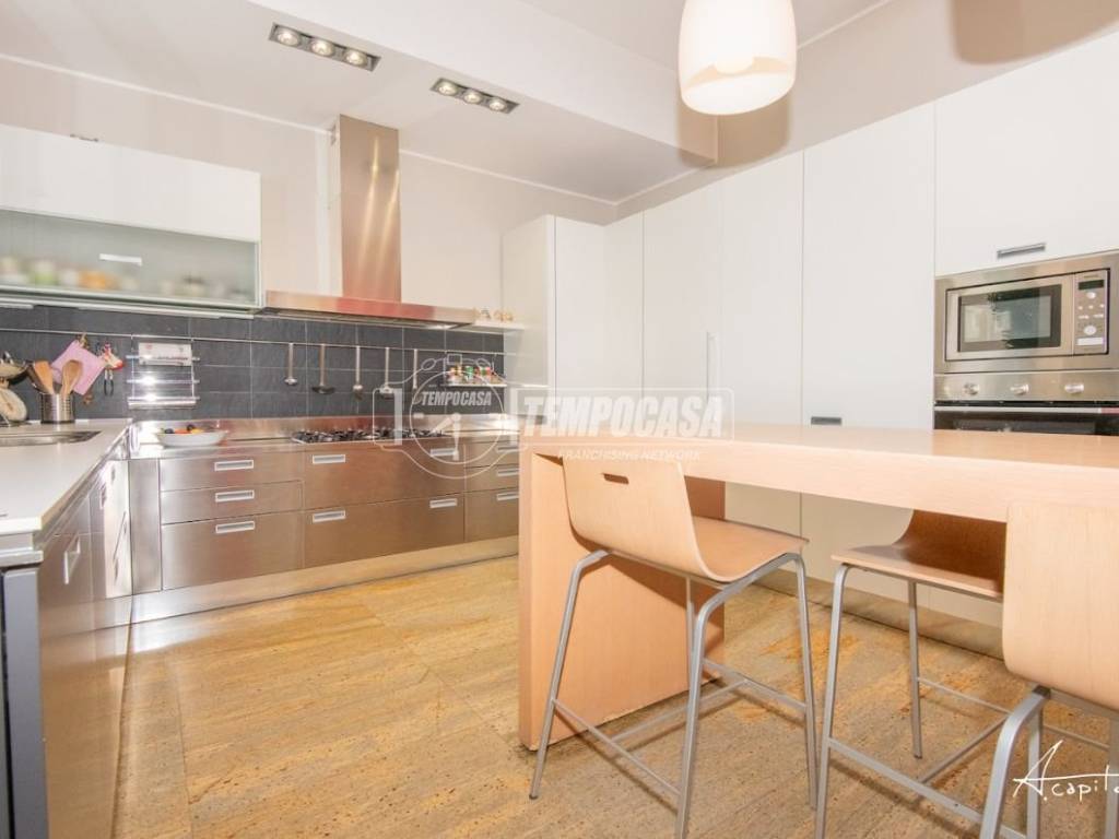 casa indipendente in vendita a Rovigo in zona Commenda