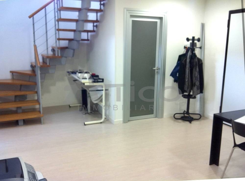 ufficio in vendita a Rovigo
