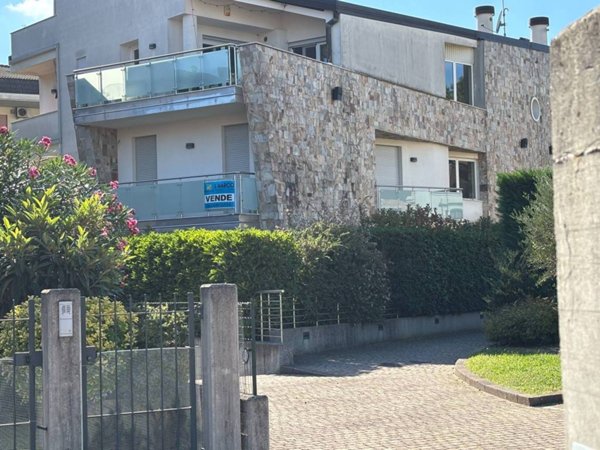 appartamento in vendita a Rovigo in zona Centro Storico
