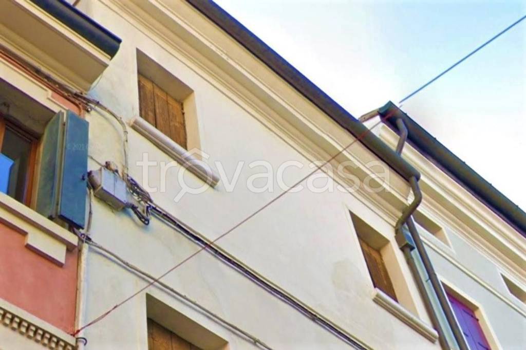 ufficio in vendita a Rovigo in zona Centro Storico