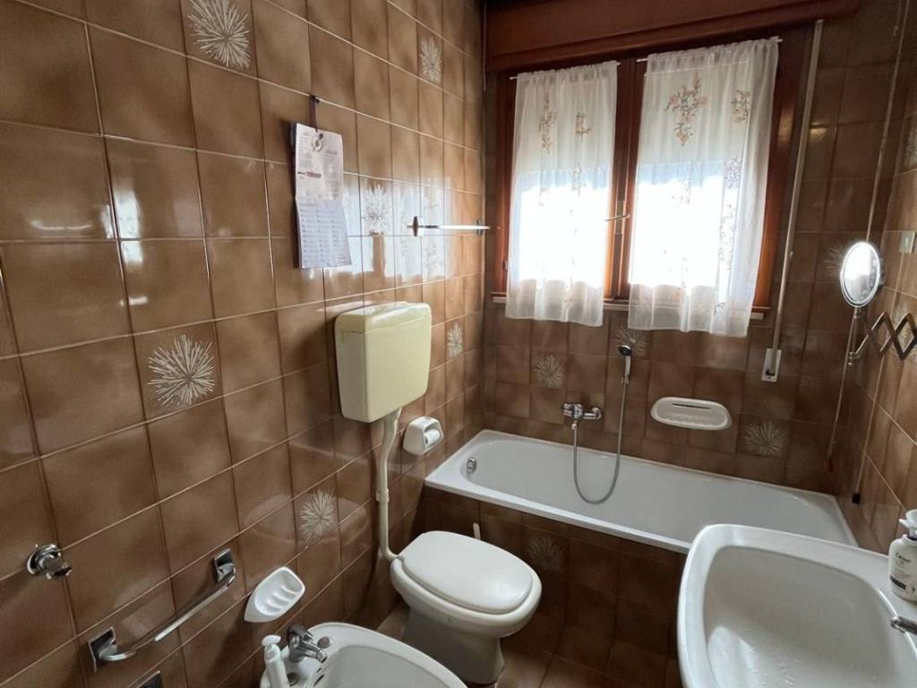 appartamento in vendita a Rovigo in zona Commenda