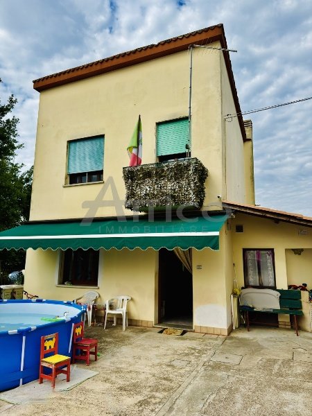 casa indipendente in vendita a Rovigo in zona Granzette
