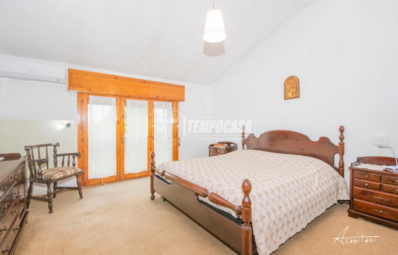 appartamento in vendita a Rovigo in zona Roverdicrè