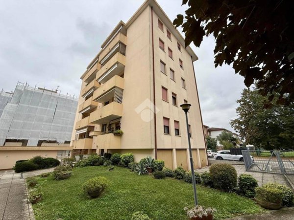 appartamento in vendita a Rovigo in zona San Pio X