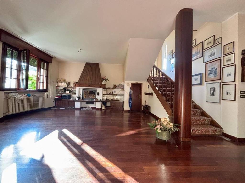 casa indipendente in vendita a Rovigo in zona Commenda