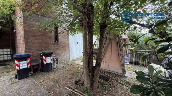 casa indipendente in vendita a Rovigo in zona San Pio X