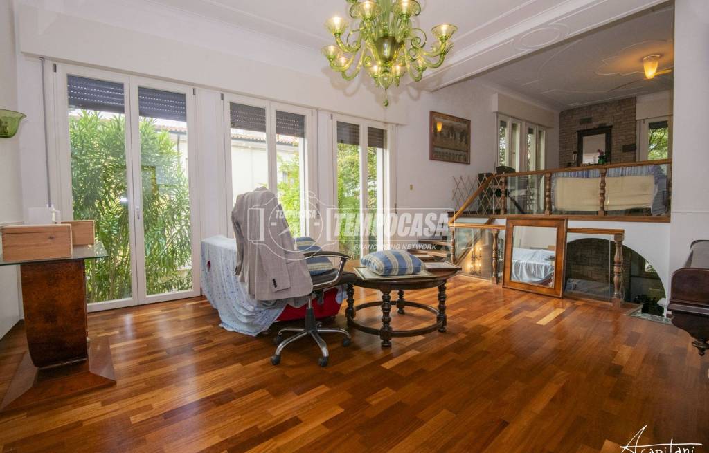 casa indipendente in vendita a Rovigo in zona Centro Storico