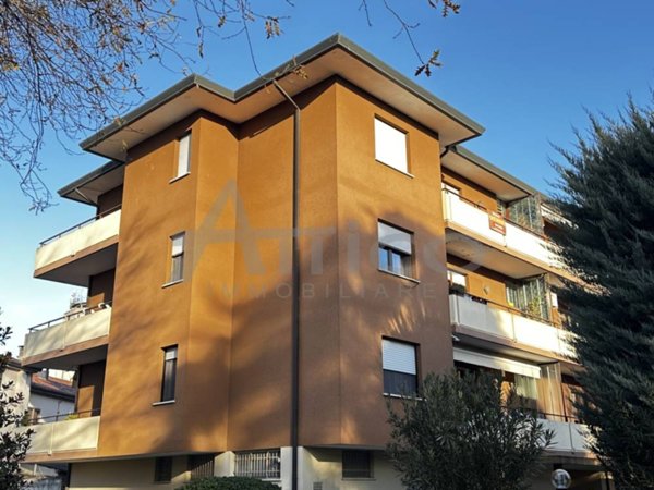 appartamento in vendita a Rovigo in zona Commenda