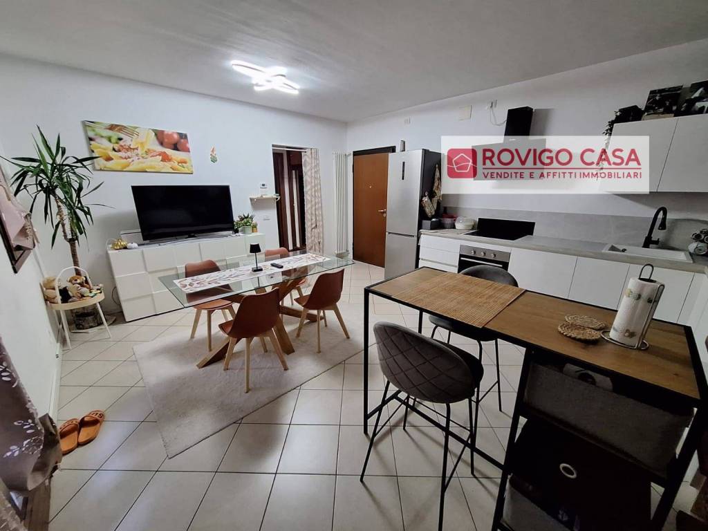 appartamento in vendita a Rovigo in zona Commenda