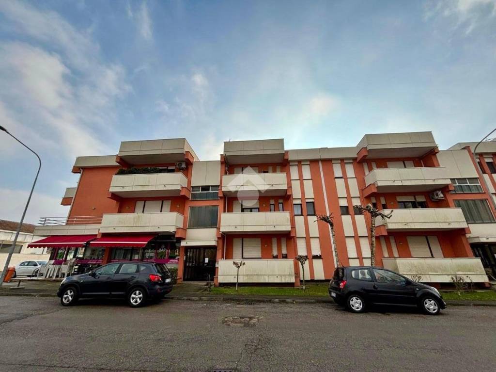 appartamento in vendita a Rovigo in zona San Pio X