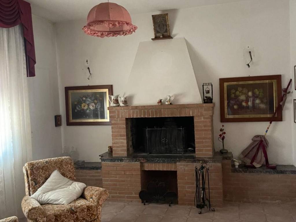 casa indipendente in vendita a Rovigo in zona Fienil del Turco