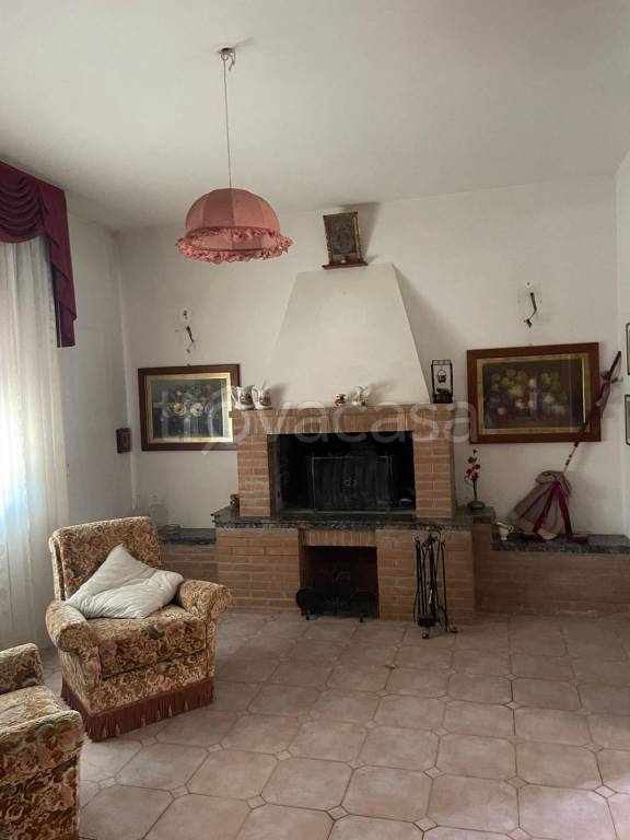 casa indipendente in vendita a Rovigo in zona Fienil del Turco