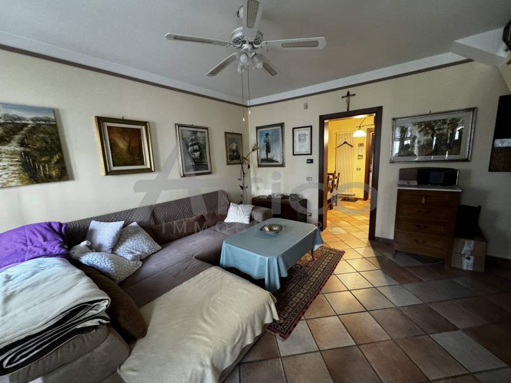 casa indipendente in vendita a Rovigo in zona Centro Storico
